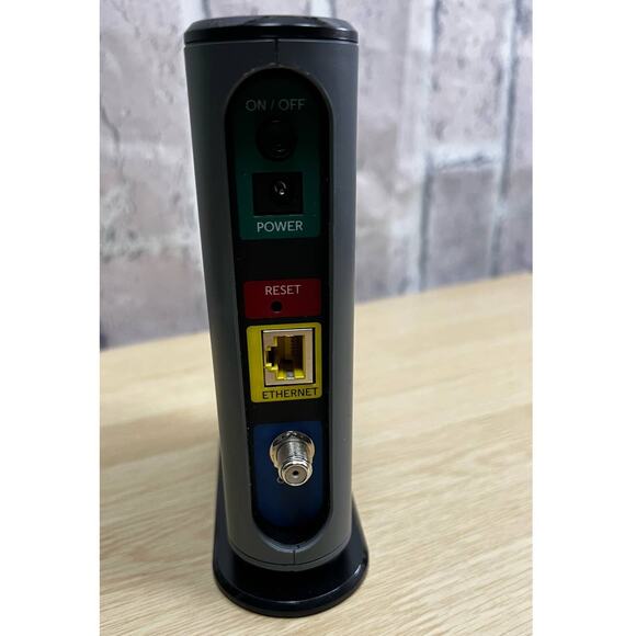 Motorola MB722010 343Mbps DOCSIS 3.0 Cable Modem - Picture 2 of 6